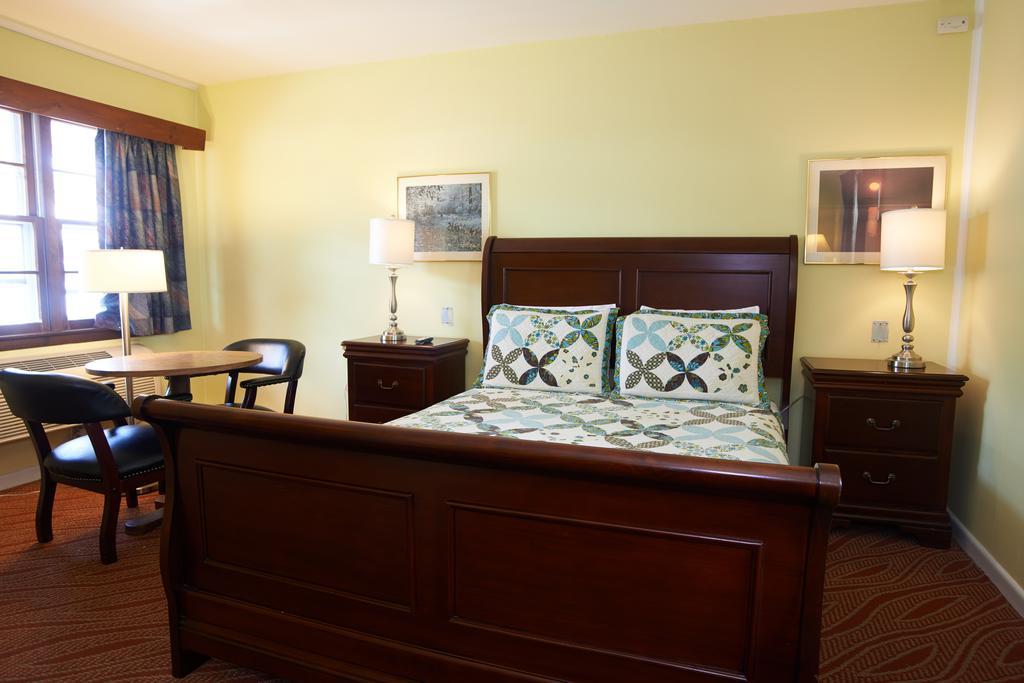 Clinton Motel ภายนอก รูปภาพ